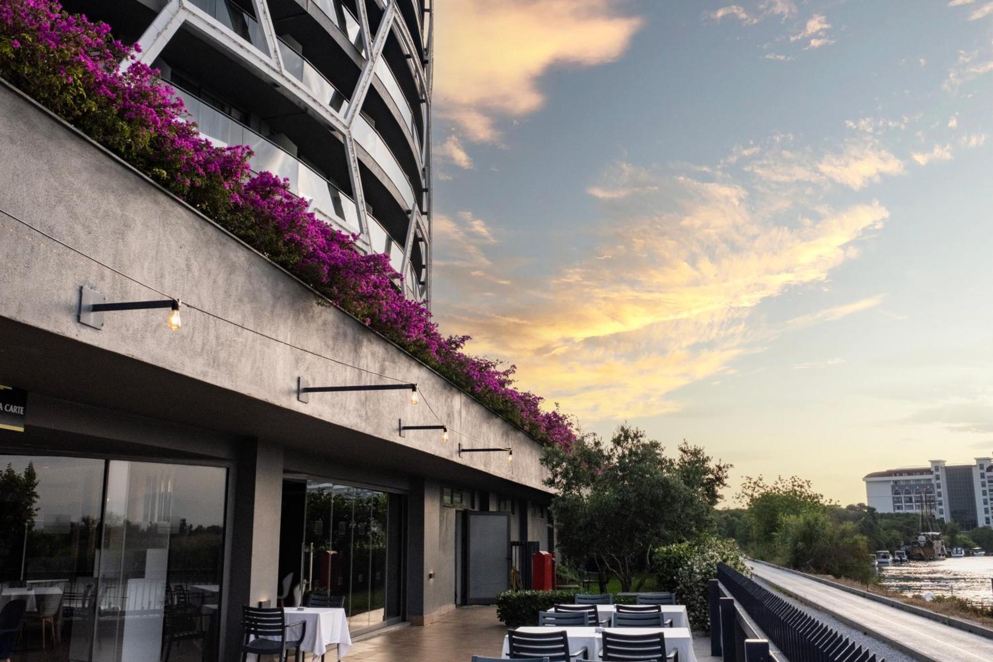 Bosphorus Sorgun Hotel Side Exterior foto